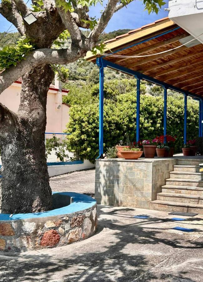 Αγκυροβόλιο 호텔 Ília 외부 사진